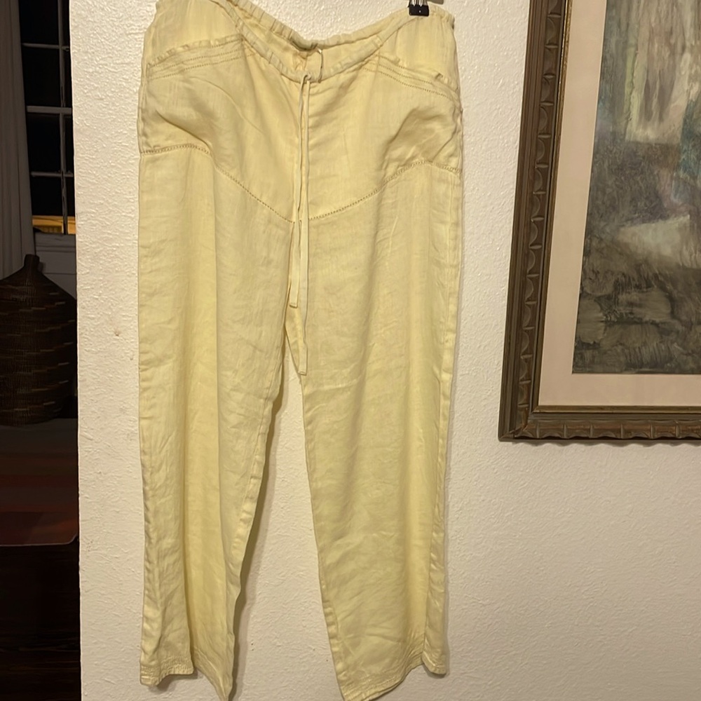 $10 SALE! Max Studio Banana Yellow Summer Pants XS